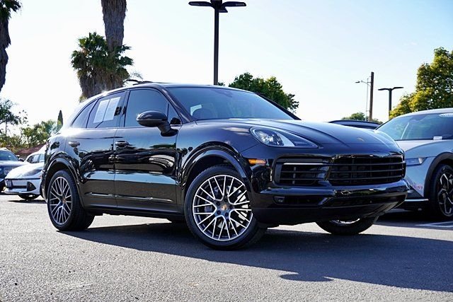 2022 Porsche Cayenne -'s photo