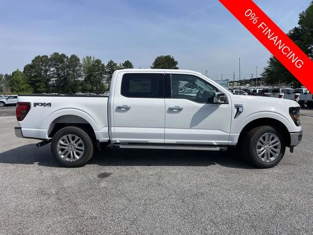 New 2026 White Ford XLT image 2