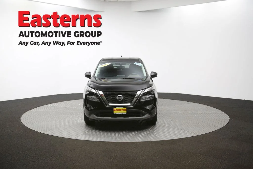 Used 2022 Black Nissan SV image 46