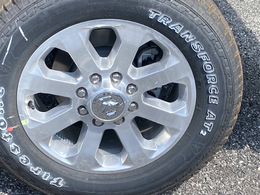 New 2026 Granite Crystal Metallic Clear-Coat Exterior Paint Ram Laramie image 3