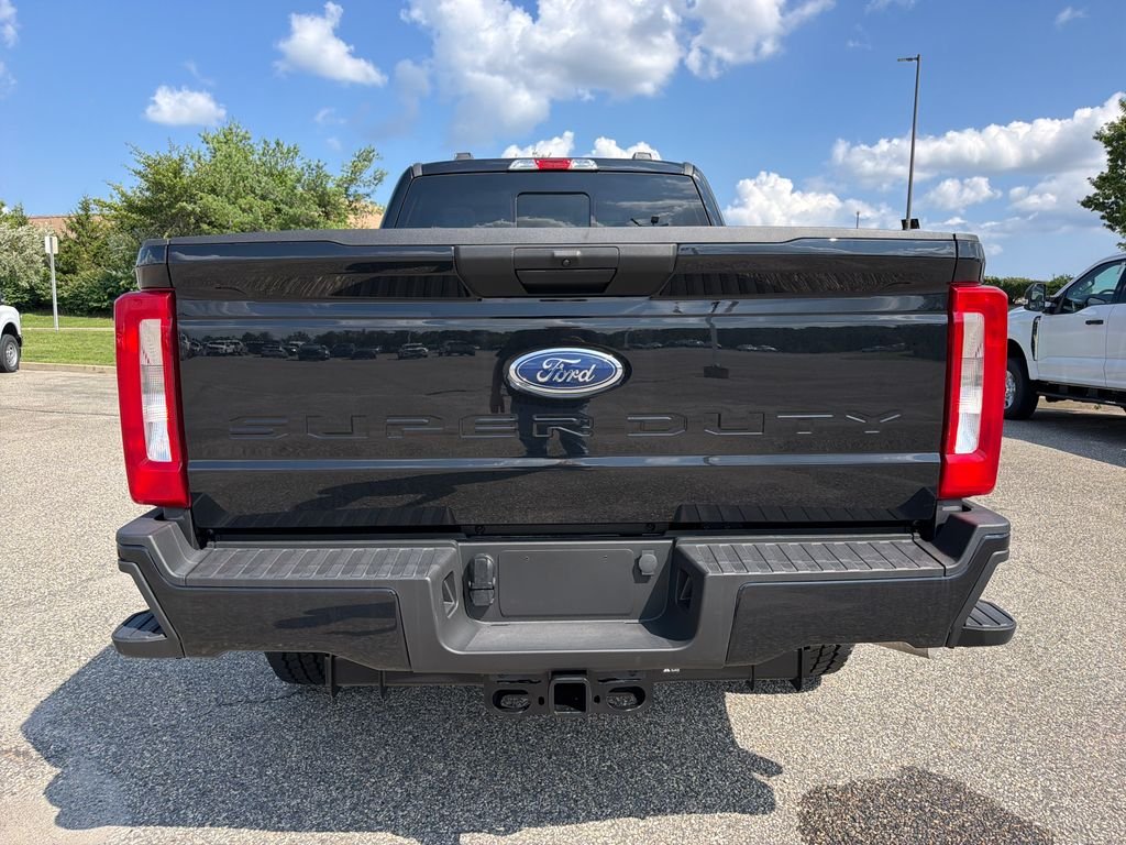 New 2026 Black Ford XL image 7
