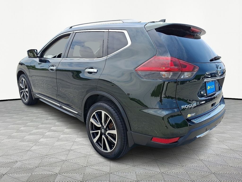 Used 2019 Green Nissan SL image 5