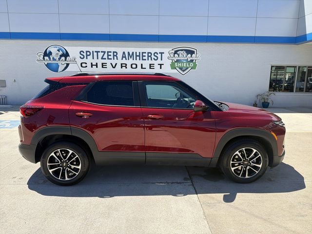 Used 2025 Crimson Metallic Chevrolet LT image 11