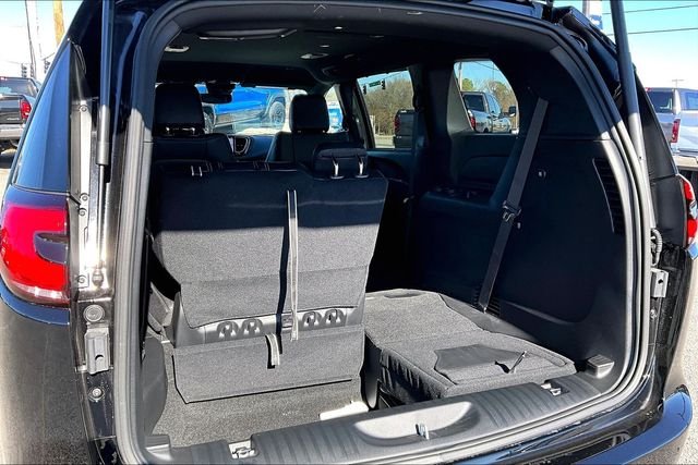 New 2026 Chrysler Pacifica Select 4D Passenger Van