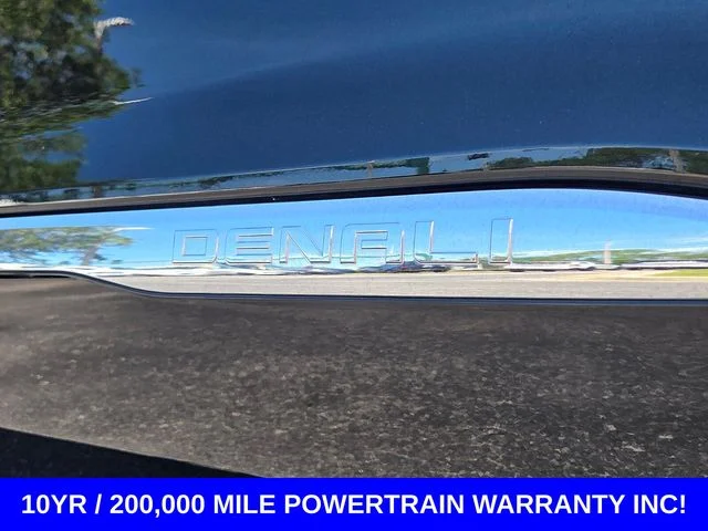 Used 2019 Ebony Twilight Metallic GMC Denali image 19