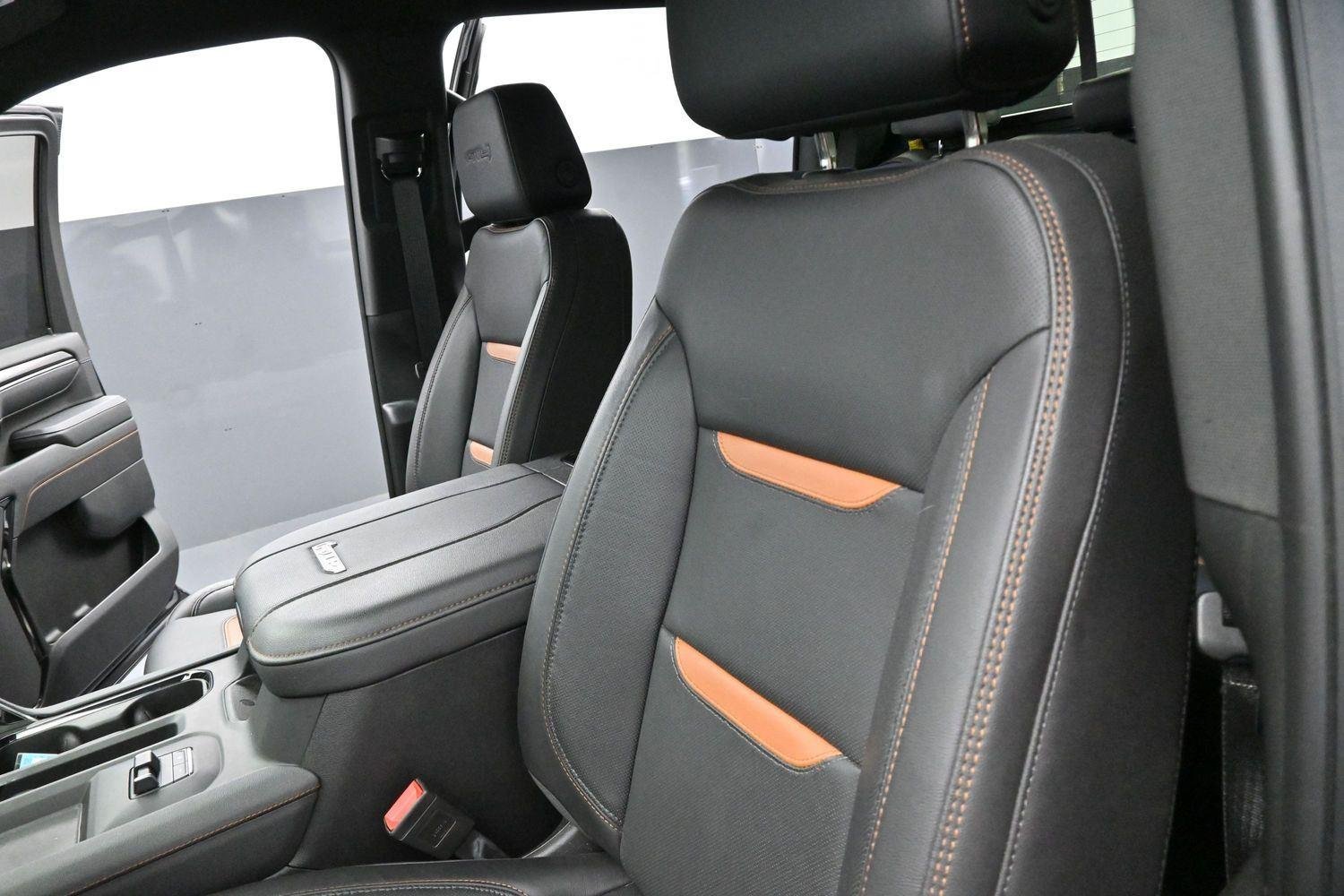 Used 2025 Onyx Black GMC AT4 image 15