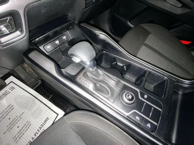 Used 2023 White Kia LX image 19