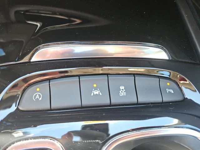 Used 2023 Black Buick Essence image 31