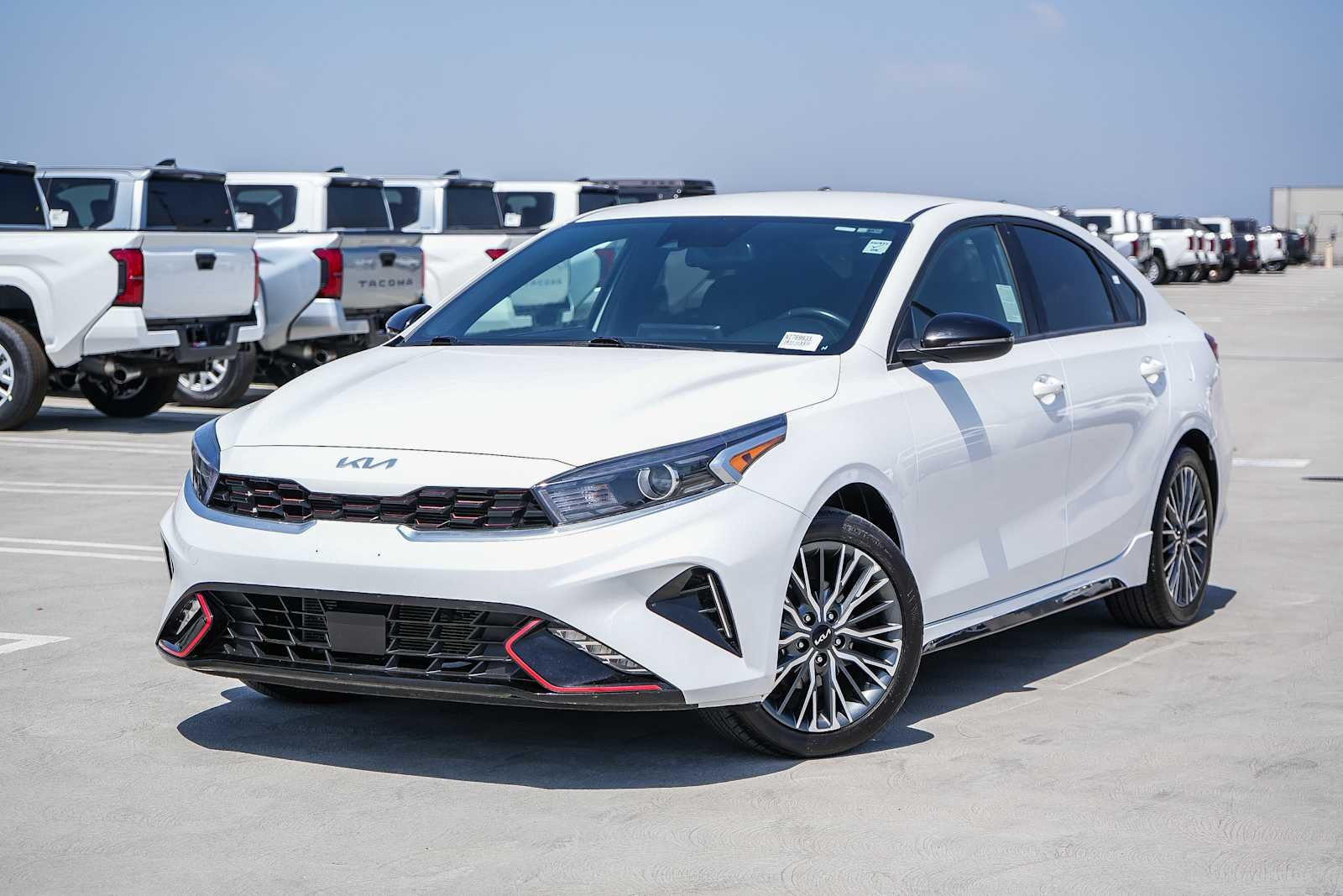 2024 Kia Forte GT-Line AT's photo
