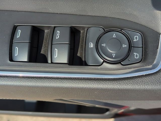 2025 Chevrolet Silverado 1500 LT - Photo 25