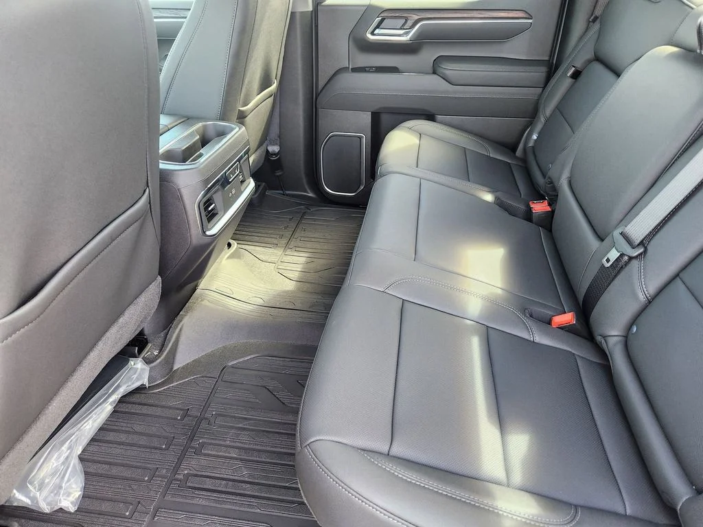 2026 GMC Sierra 1500 SLT - Photo 21