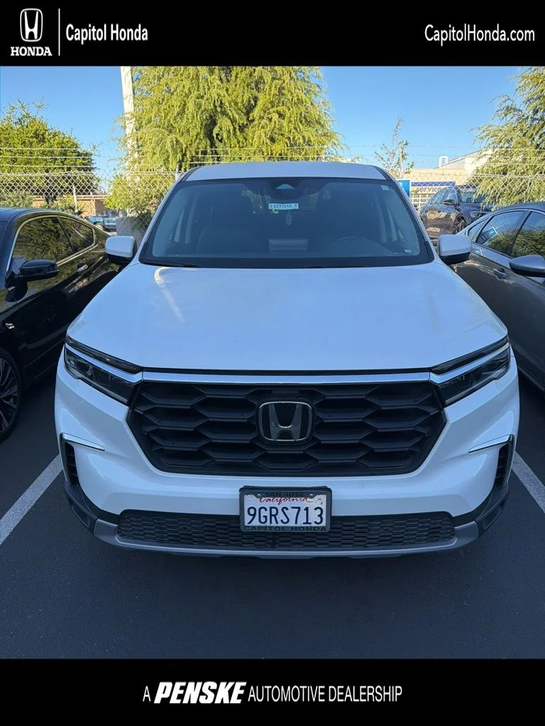 2023 Honda Pilot EX-L 8-Occupant 2WD's photo