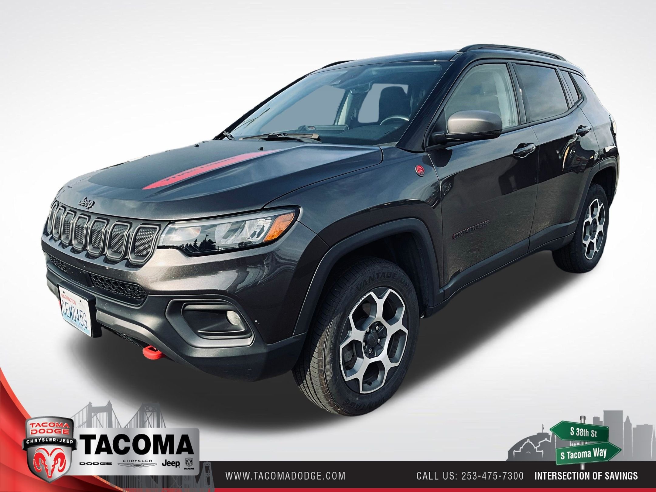 Used 2022 Gray Jeep Trailhawk image 1