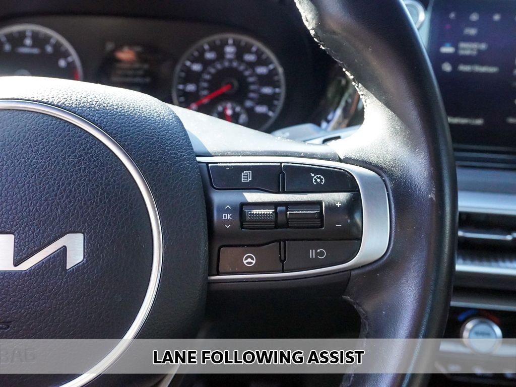Used 2024 Blue Kia GT-Line image 4