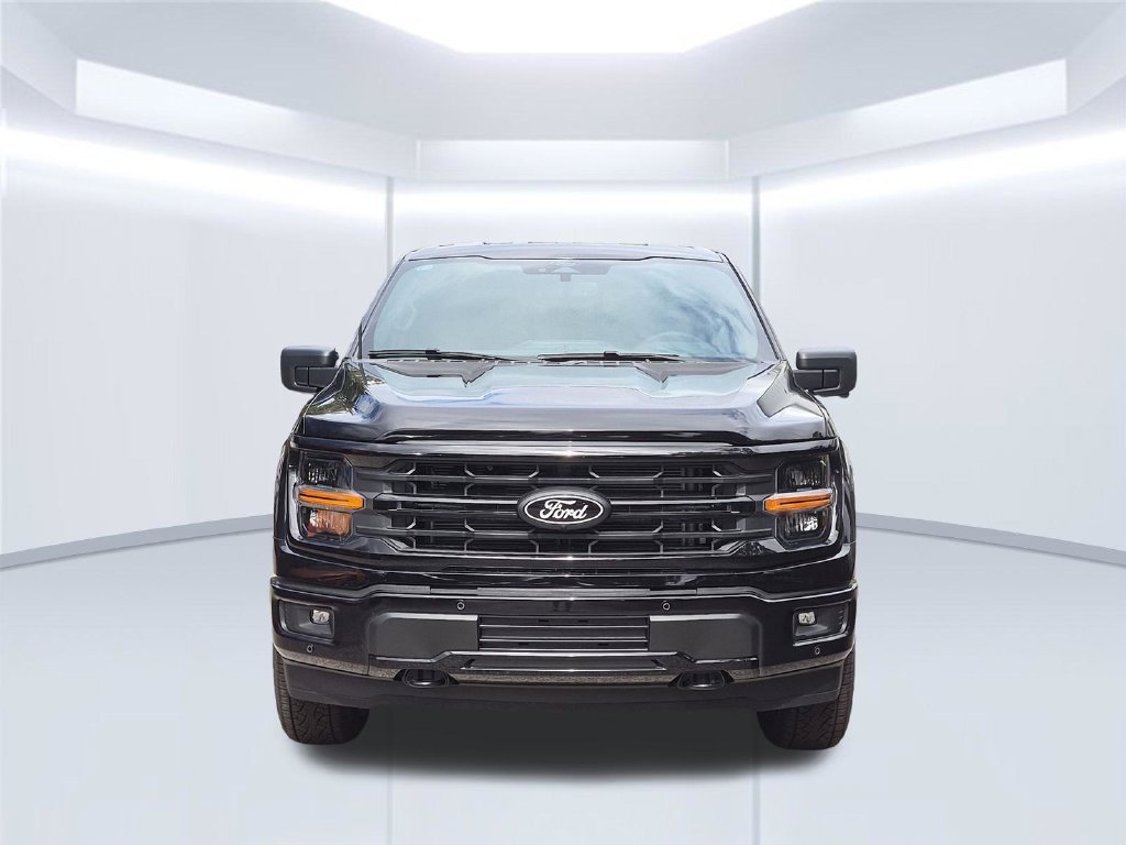 New 2026 Agate Black Metallic Ford XLT image 11