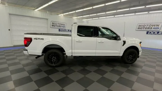 New 2026 White Ford XLT image 9