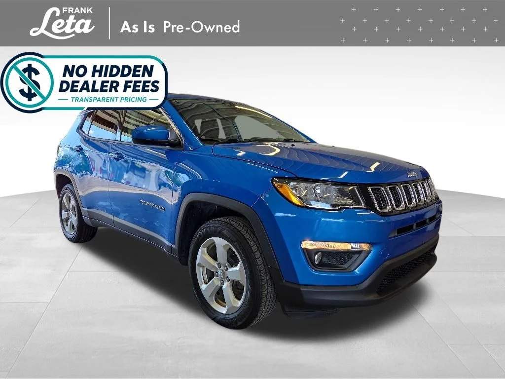 Used 2019 Blue Jeep Latitude image 9
