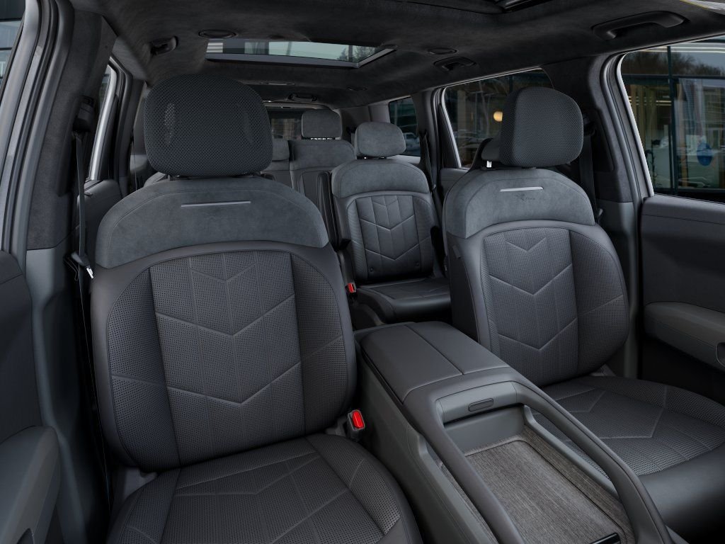 New 2027 Glacial White Pearl Kia X-LINE SX PRESTIGE image 15