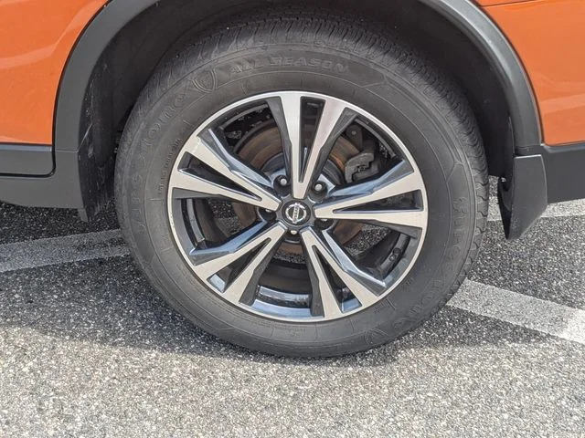 Used 2019 Monarch Orange Nissan SV image 8