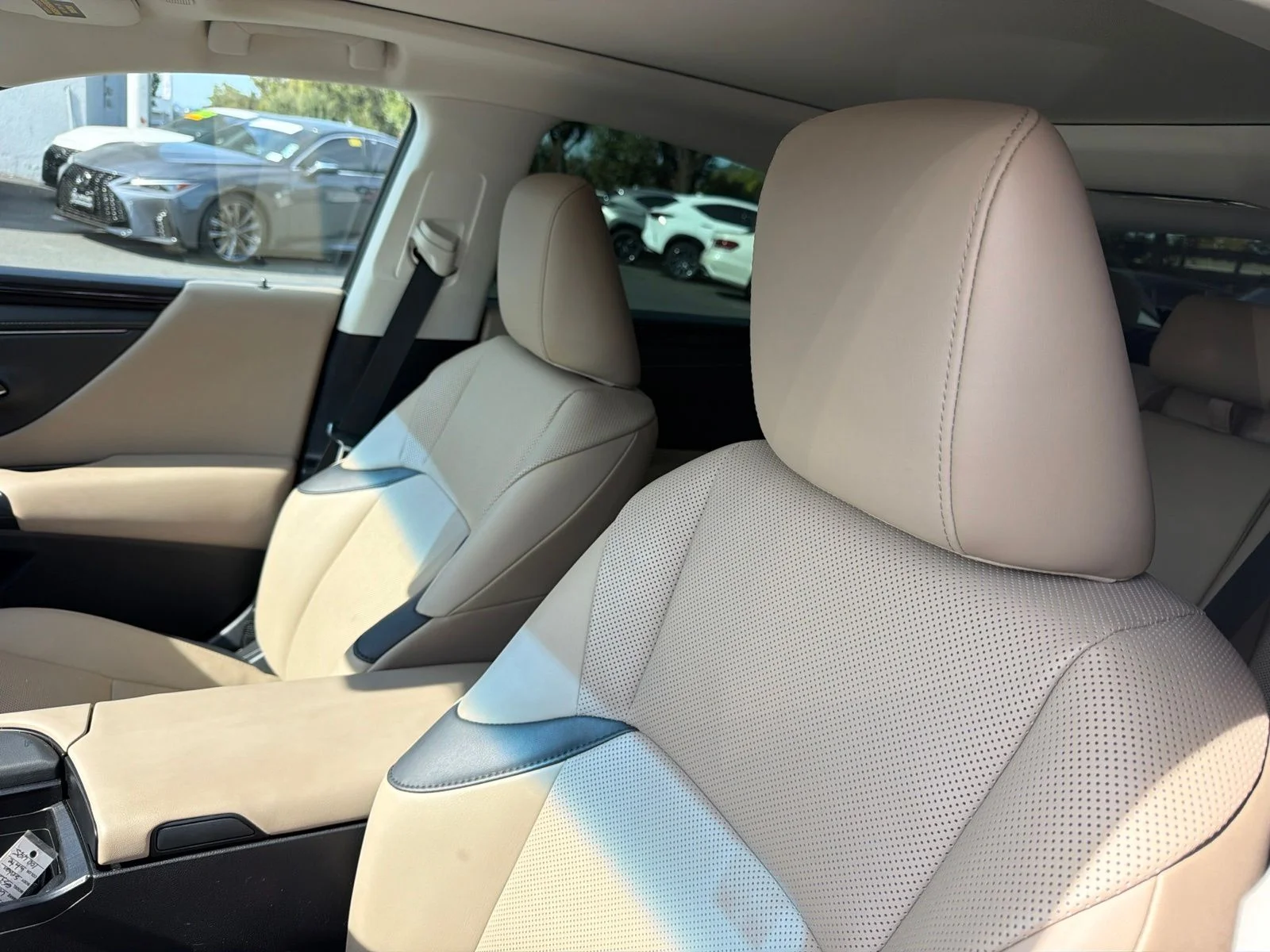 Certified Used 2021 EMINENT WHITE PEARL Lexus 350 image 7