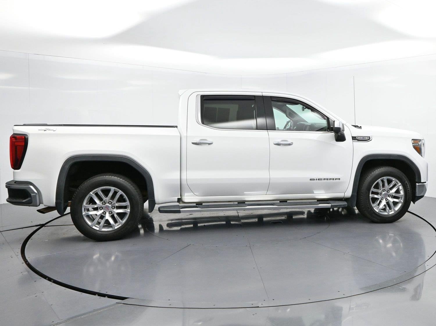 Used 2019 Summit White GMC SLT image 8