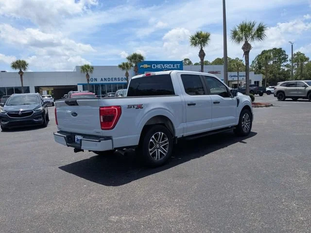 Used 2022 Silver Ford XL image 3