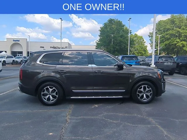 Used 2022 Green Kia EX image 6