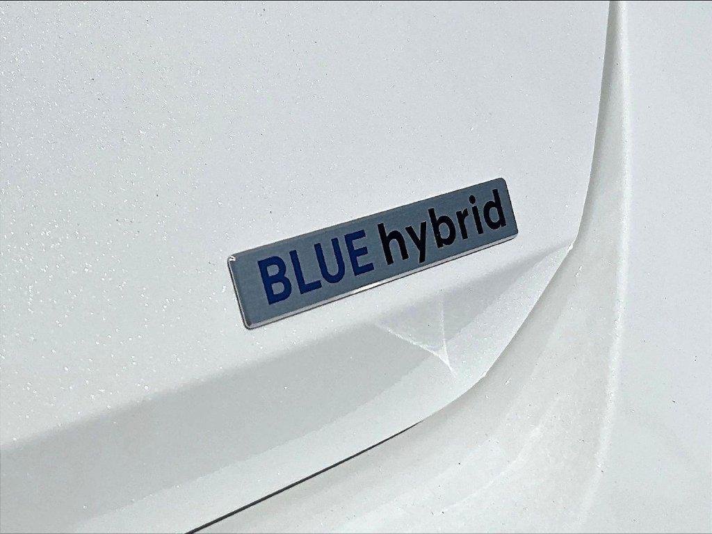 New 2026 White Hyundai Blue image 26