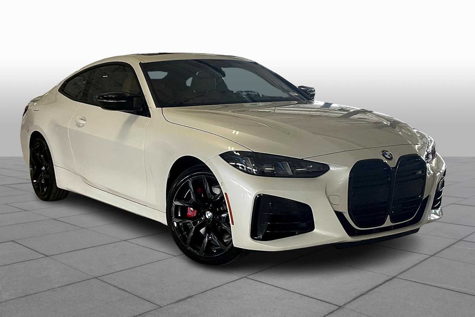 Used 2026 Mineral White Metallic BMW M440i xDrive image 2