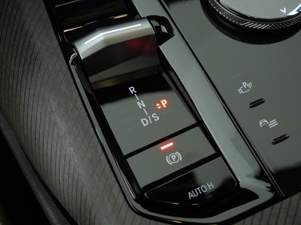 Used 2026 Dune Grey Metallic BMW 30 xDrive image 47
