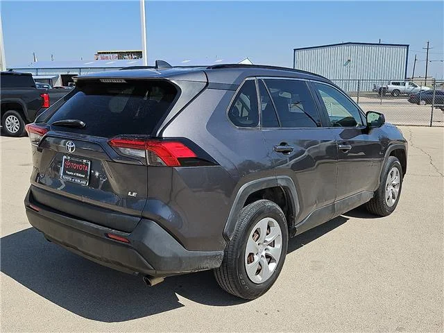 Used 2019 Silver Sky Metallic Toyota LE Front-wheel Drive image 4