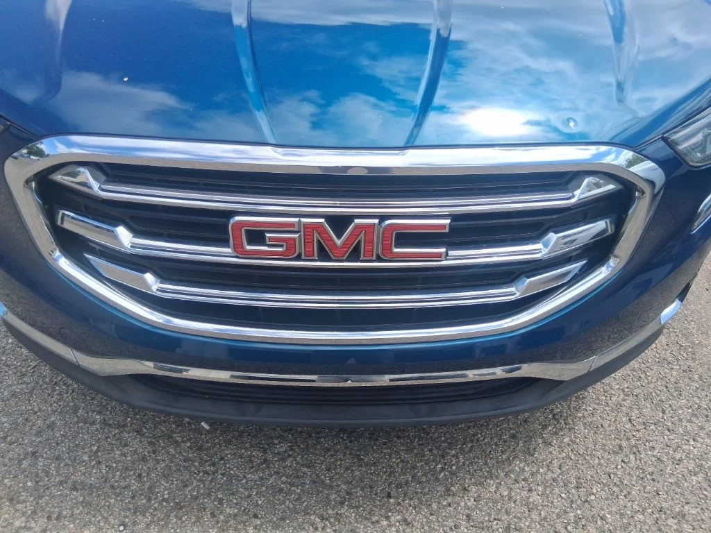 Used 2020 Blue GMC SLT image 14
