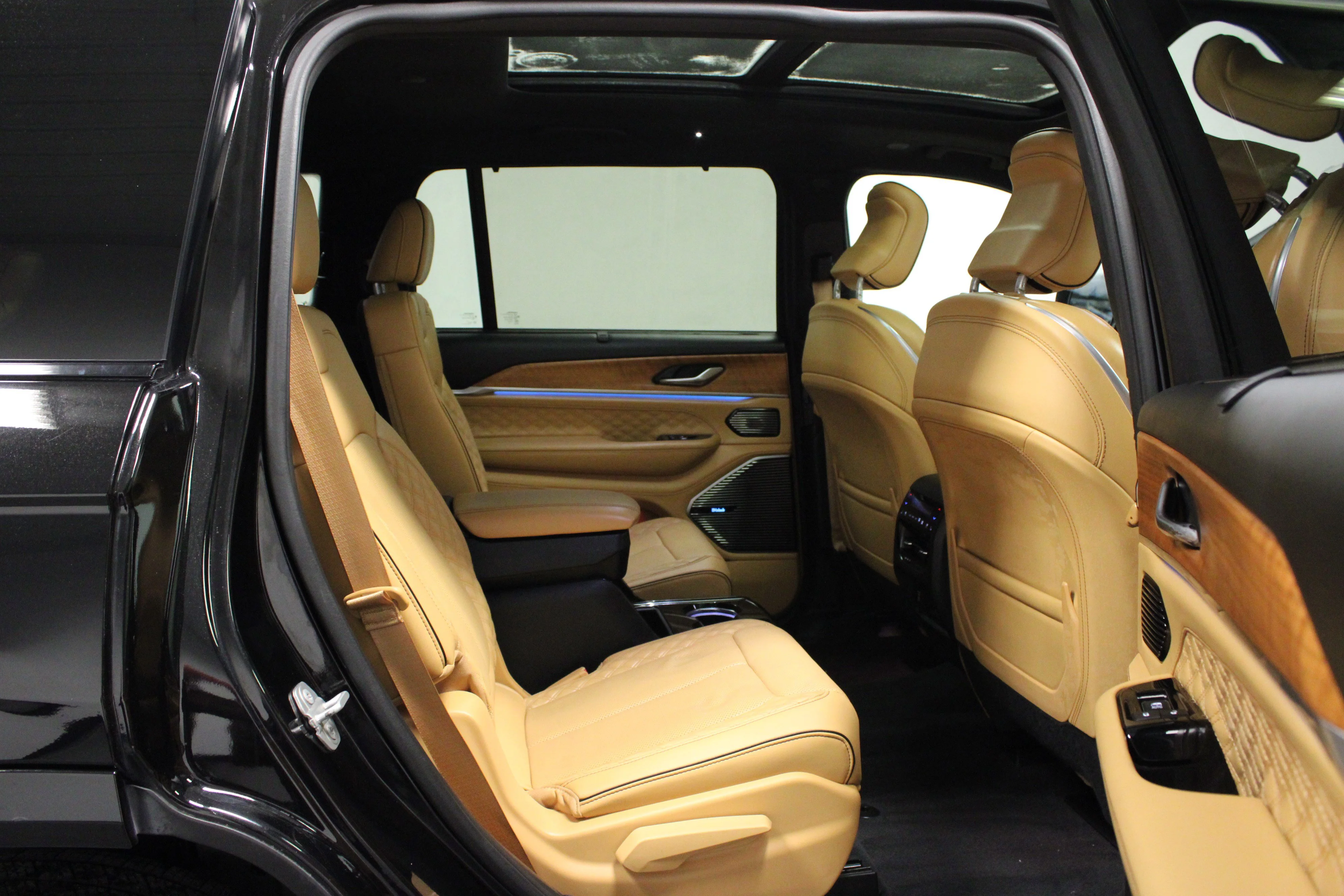 2021 Jeep Grand Cherokee L Summit Reserve - Photo 16