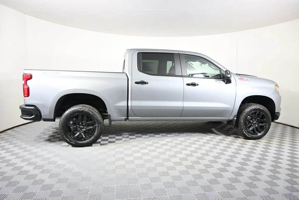 2026 Chevrolet Silverado 1500 LT Trail Boss - Photo 8