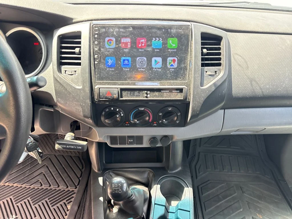 Used 2012 Silver Toyota Base image 23