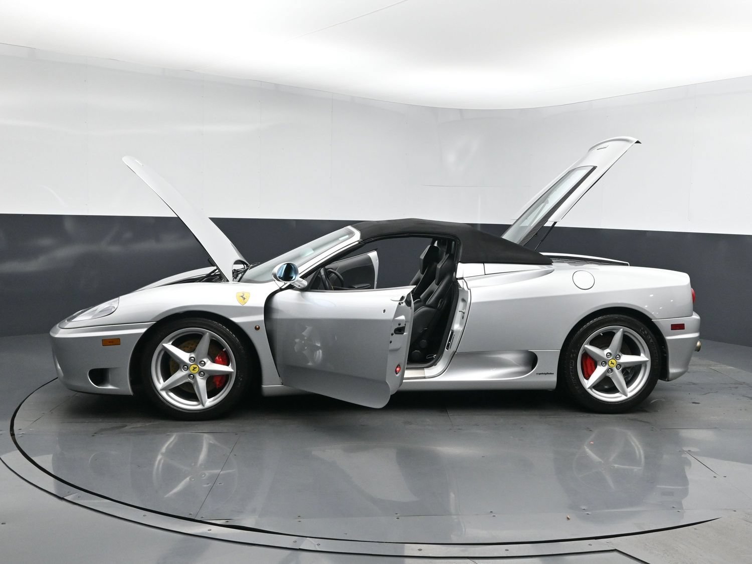 Used 2001 Silver FERRARI  image 24