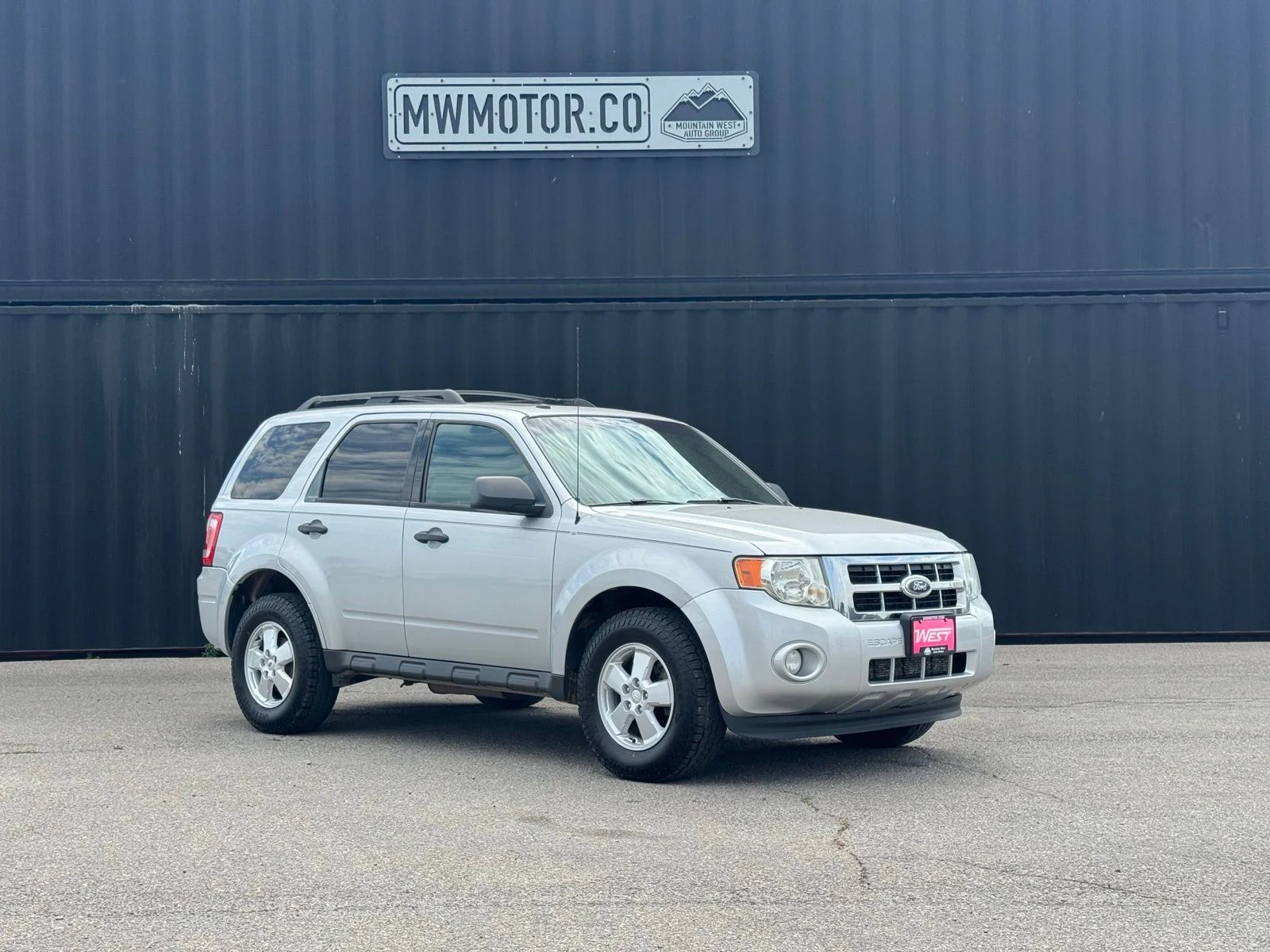 Used 2012 Silver Ford XLT image 1