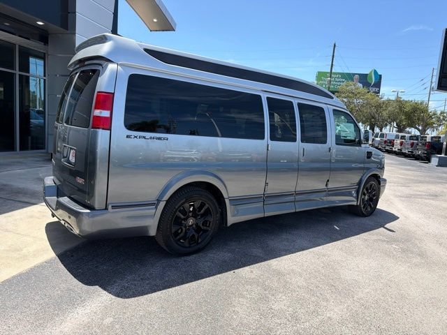 2026 GMC Savana Cargo Work Van - Photo 10
