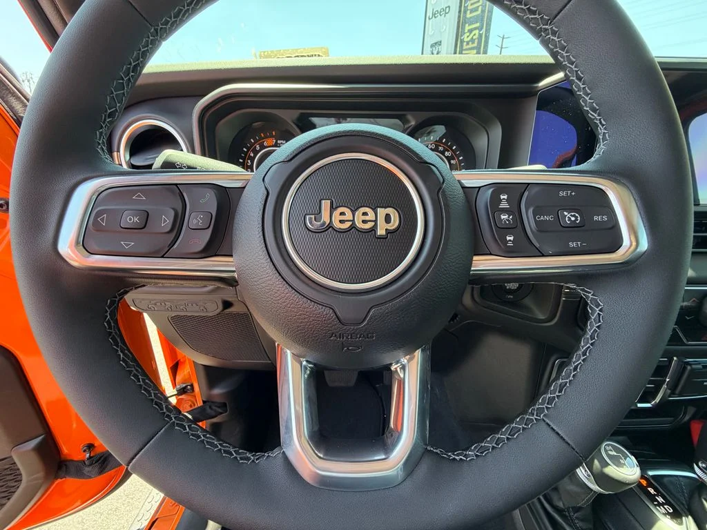 New 2025 Joose Exterior Paint Jeep Sahara image 15