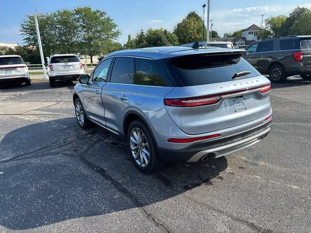 Used 2022 Blue Lincoln Standard image 11