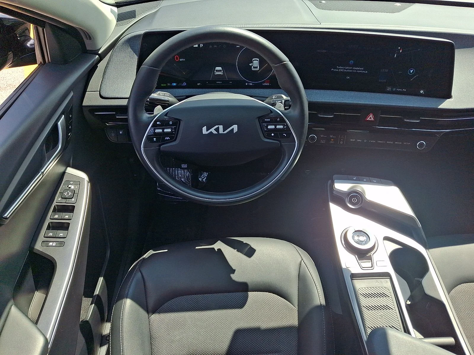 Certified Used 2024 Blue Kia Light image 11