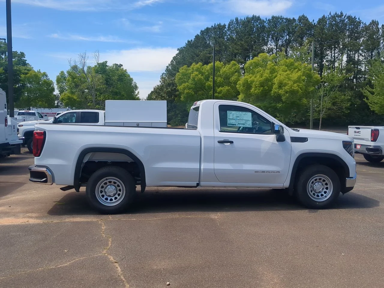 New 2026 Summit White GMC Pro image 9