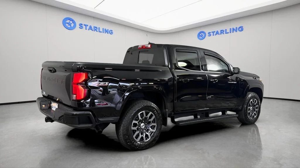 Used 2024 Black Chevrolet Z71 image 10
