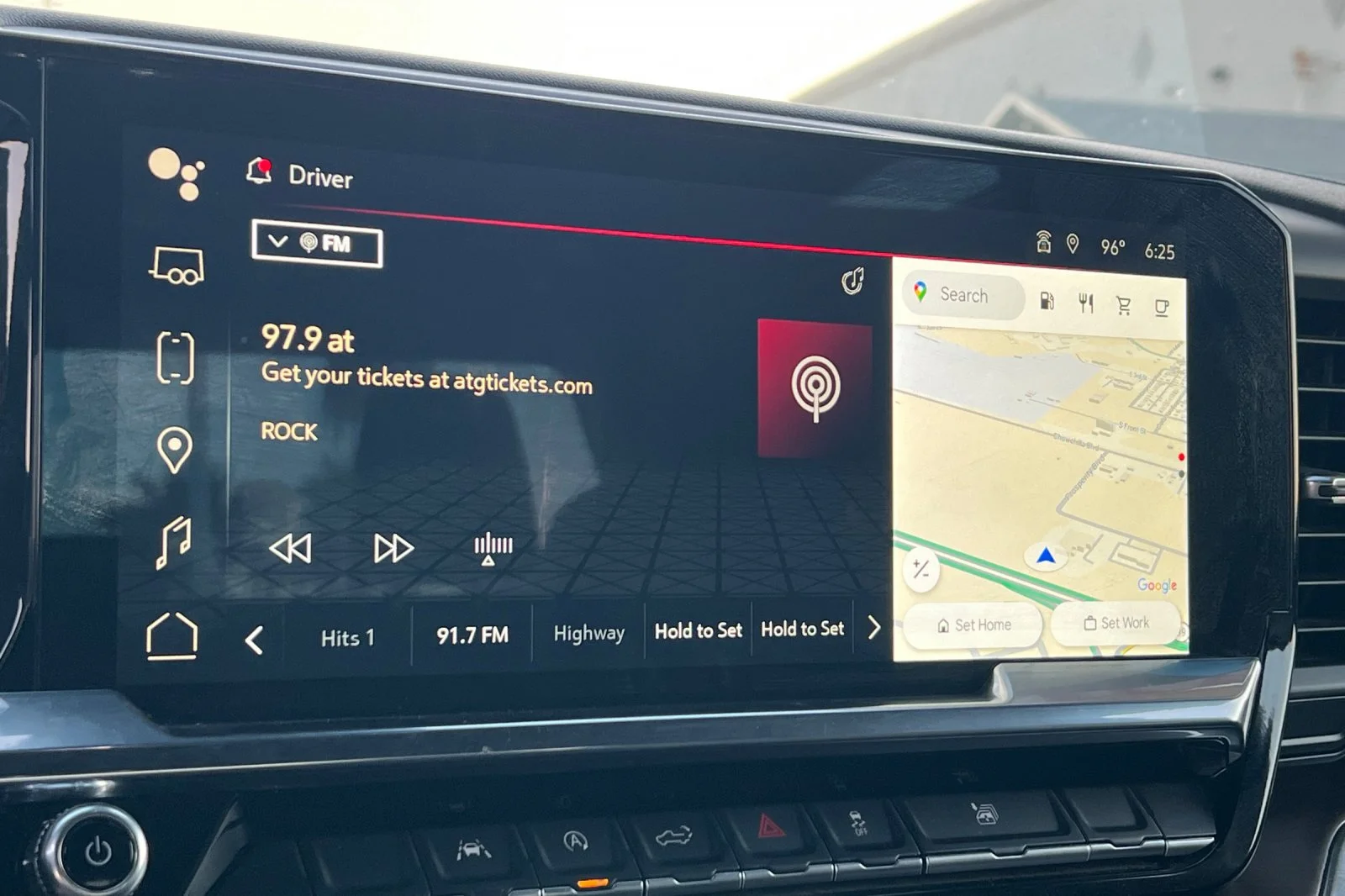 Used 2025 White GMC SLT image 17