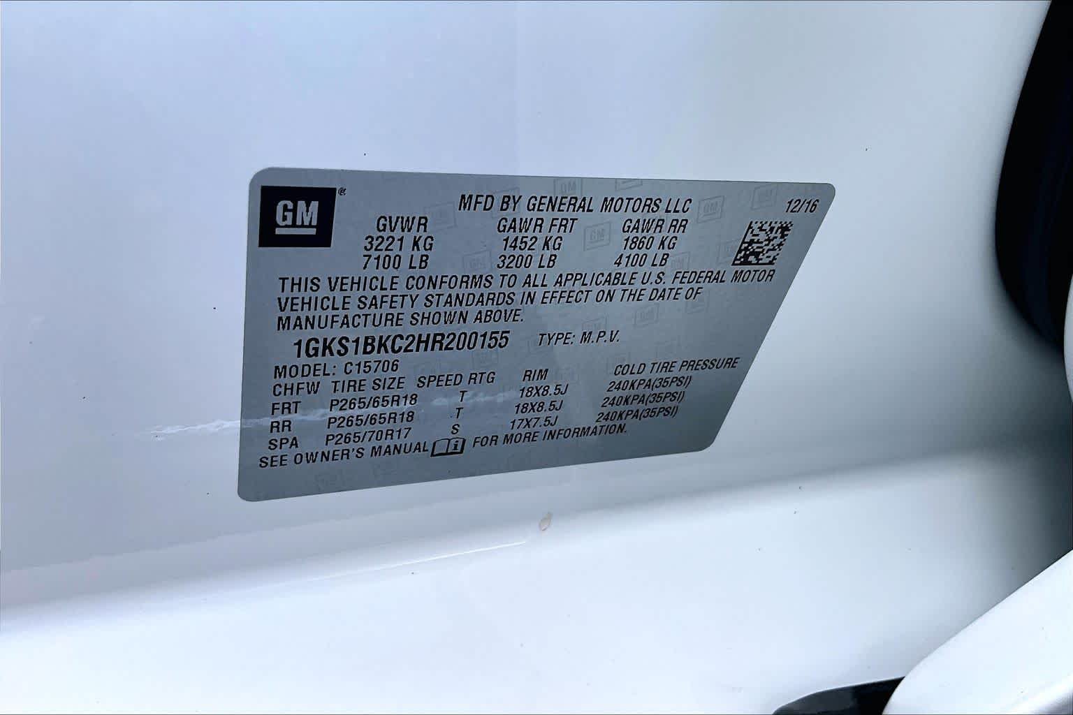 Used 2017 Summit White GMC SLT image 32