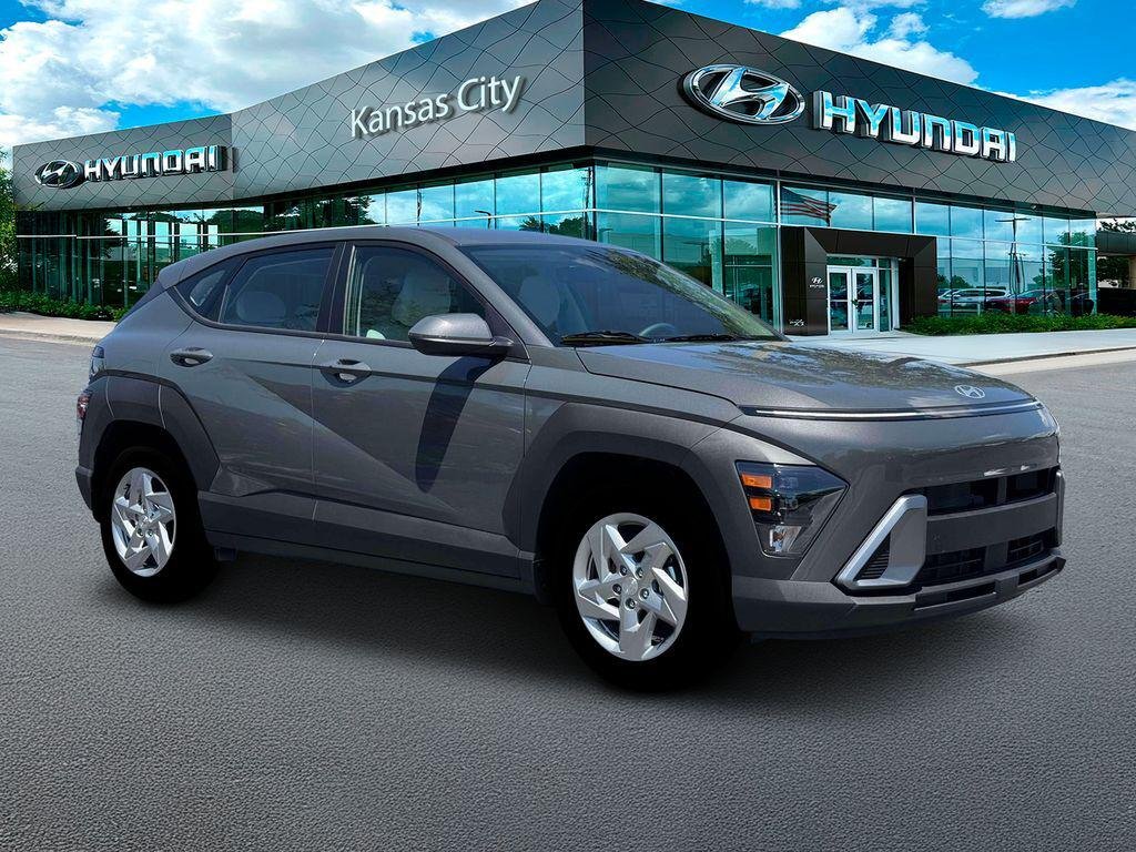 New 2026 Ecotronic Gray Pearl Hyundai SE FWD image 10