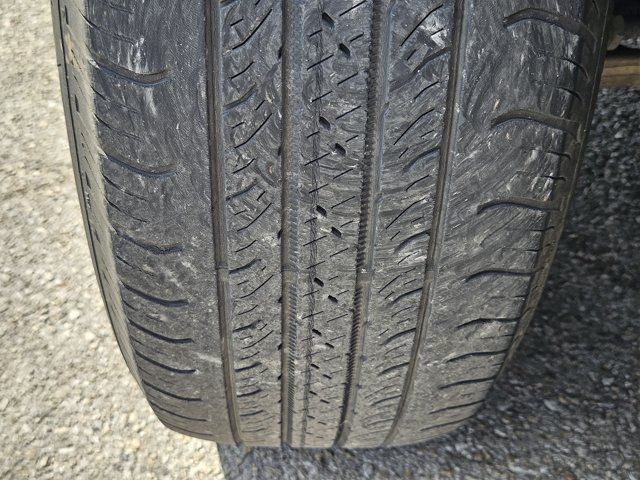 Used 2020 Black Ford S image 11