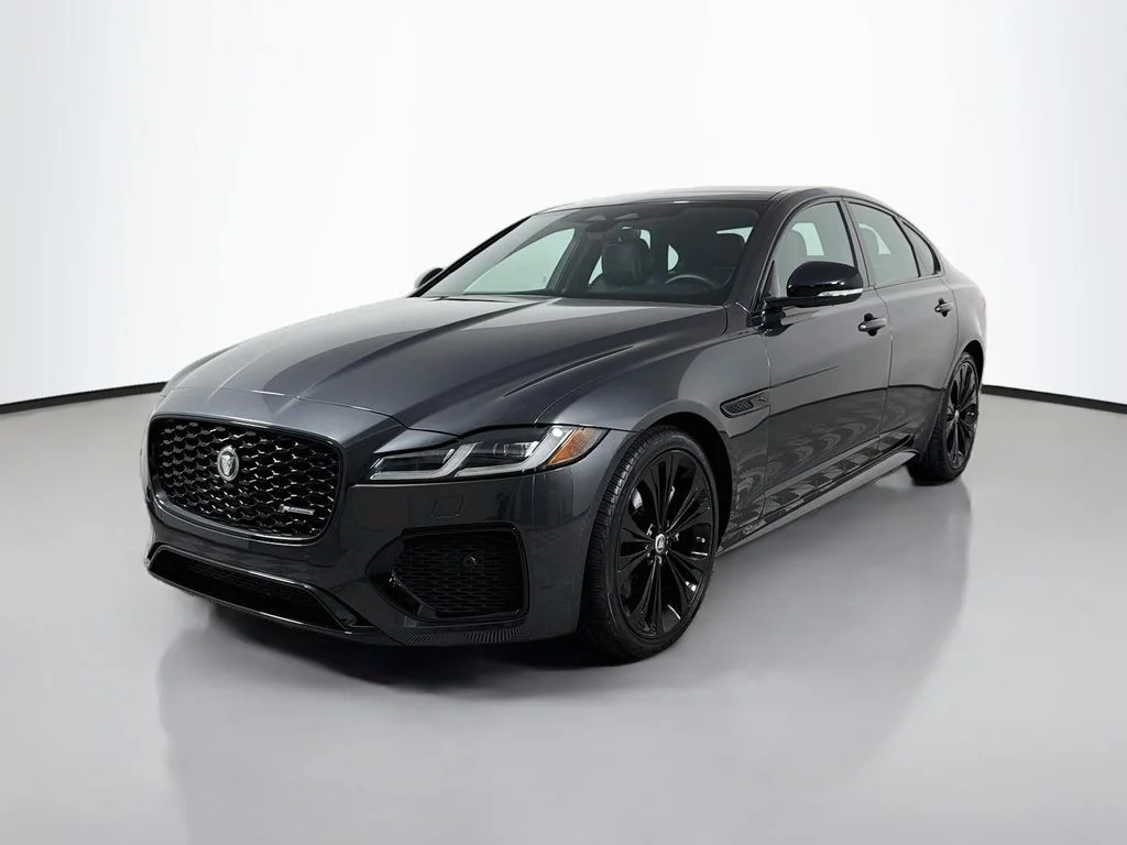 Used 2024 Gray Jaguar R-Dynamic SE image 1