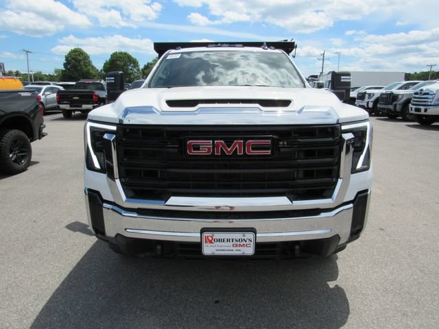 New 2026 Summit White GMC Pro image 4