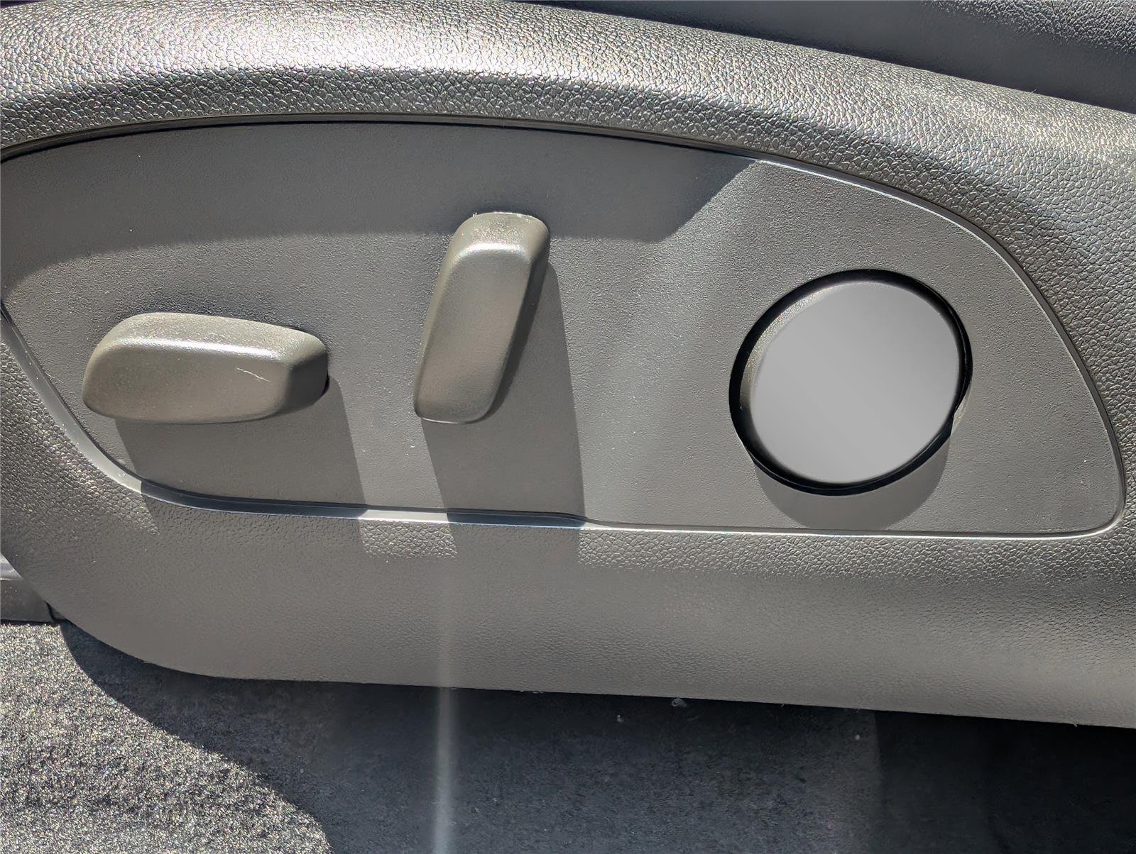 2025 GMC Acadia Elevation - Photo 13